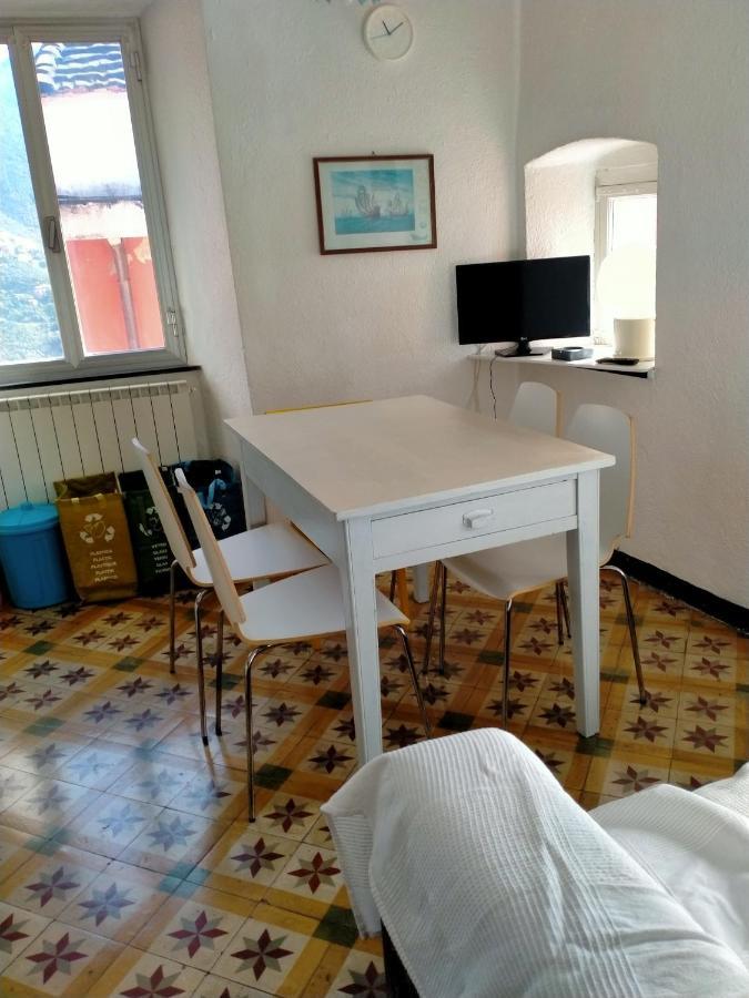 Trilocale In Dimora Tipica Apartment Montale  Ngoại thất bức ảnh